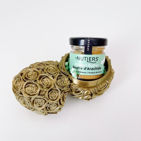 Rose-Covered Easter Eggs – Handcrafted Party Favors, Spring Decor, Wedding Gifts - Picture 6 of 9